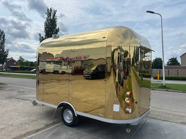 Carros 2.1 - 2025 - airstream - foodtrailer - afbeelding 24 van  26