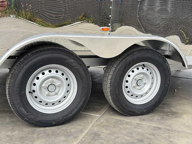 Carros 2.1 - 2025 - airstream - foodtruck - afbeelding 18 van  31