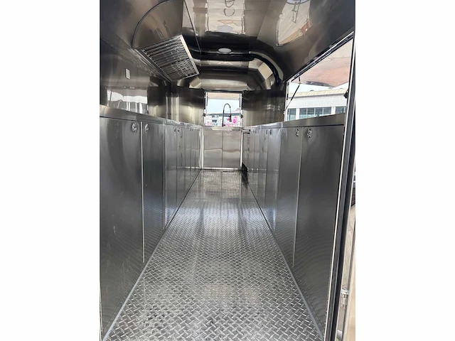 Carros 2.1 - 2025 - airstream - foodtruck - afbeelding 31 van  31