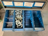 Carroussel met bevestigingsmateriaal - afbeelding 3 van  50