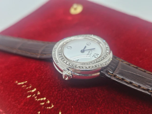 Cartier trinity 925 zilveren dameshorloge - inclusief cartier etui - afbeelding 10 van  12