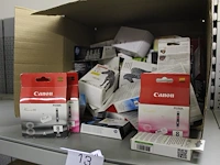 Cartridges in doos w.o. canon en hp. kleur en zwart wit. totaal ca. 40 stuks - afbeelding 1 van  2