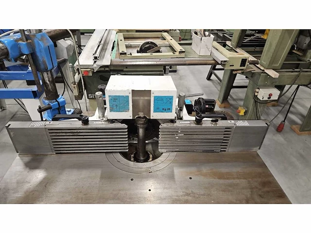 Casadei - 2001 - f114 - tafel- en spilfreesmachine - afbeelding 3 van  8