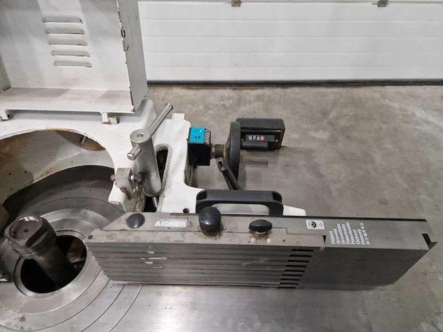 Casadei - 2001 - f114 - tafel- en spilfreesmachine - afbeelding 5 van  8