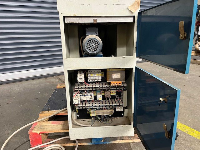 Casati - 2000 - z 1000 - fineervoegmachine - afbeelding 2 van  15