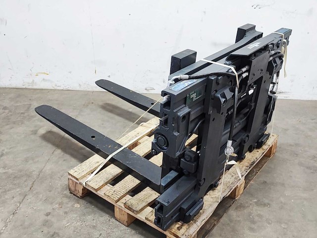 Cascade - 2008 - 52g-cfs-217 - vorkenspreider - afbeelding 1 van  6