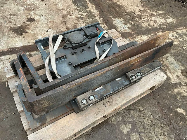 Cascade 3180 25f-rc-06a kistenkantelaar - afbeelding 1 van  6