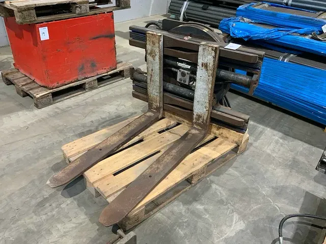 Cascade heftruck vorkenbord - afbeelding 1 van  4