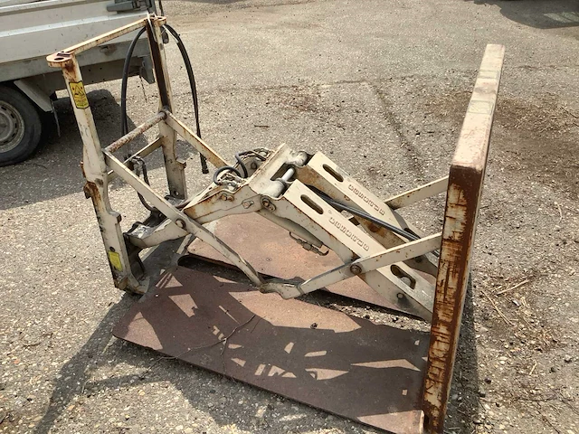 Cascade pallet verschuiver heftruck toebehoren - afbeelding 2 van  5