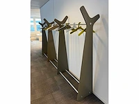 Cascando forest - staande design garderobe - 39 hangers - afbeelding 7 van  9