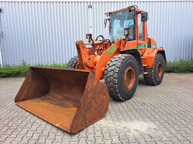 Case - 512d - shovel - 2006 - afbeelding 1 van  28