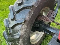 Case 844 vierwielaangedreven landbouwtractor - afbeelding 16 van  32