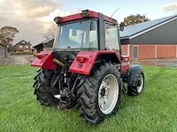 Case 844 vierwielaangedreven landbouwtractor - afbeelding 28 van  32