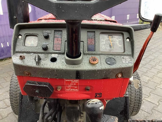 Case ih - 235 - minitractor - afbeelding 2 van  11
