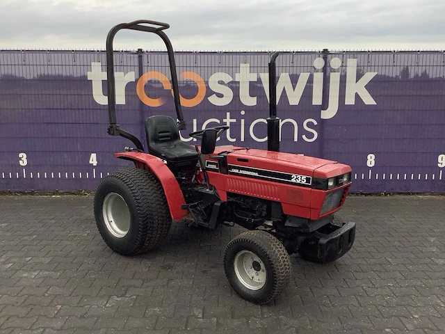 Case ih - 235 - minitractor - afbeelding 4 van  11