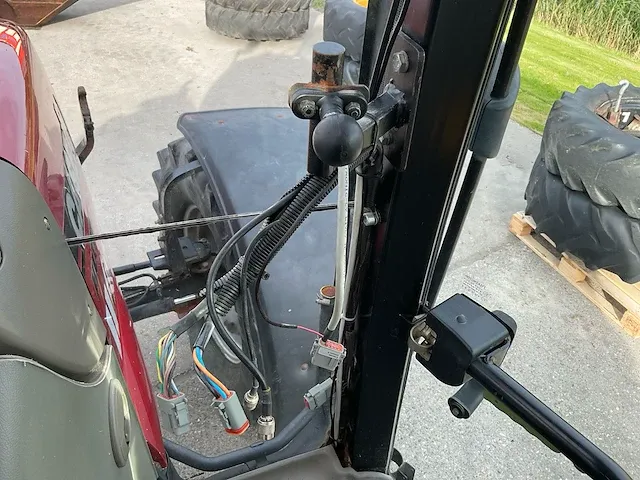 Case ih - maxxum 140 - vierwielaangedreven landbouwtractor - afbeelding 30 van  38