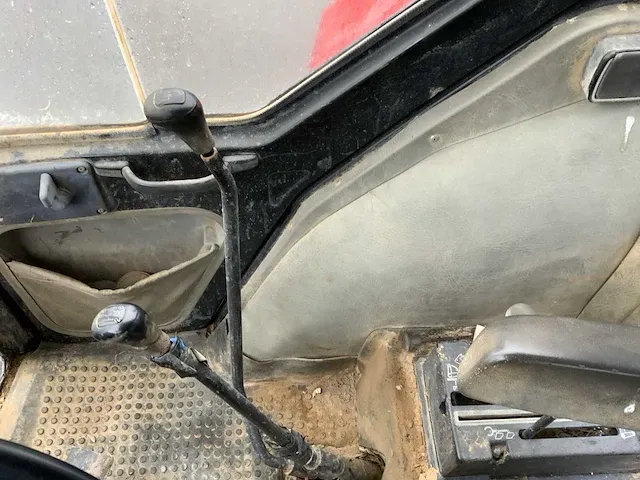 Case ih 1455xl vierwielaangedreven landbouwtractor - afbeelding 19 van  31