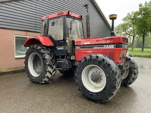 Case ih 1455xl vierwielaangedreven landbouwtractor - afbeelding 12 van  31