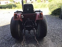 Case ih 255 smalspoor- en compacttractor - afbeelding 15 van  22