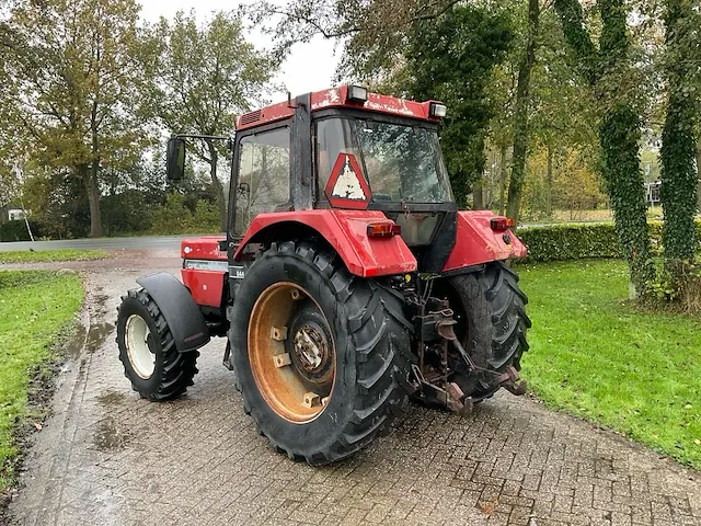 Case ih 844 xl vierwielaangedreven landbouwtractor - afbeelding 3 van  31