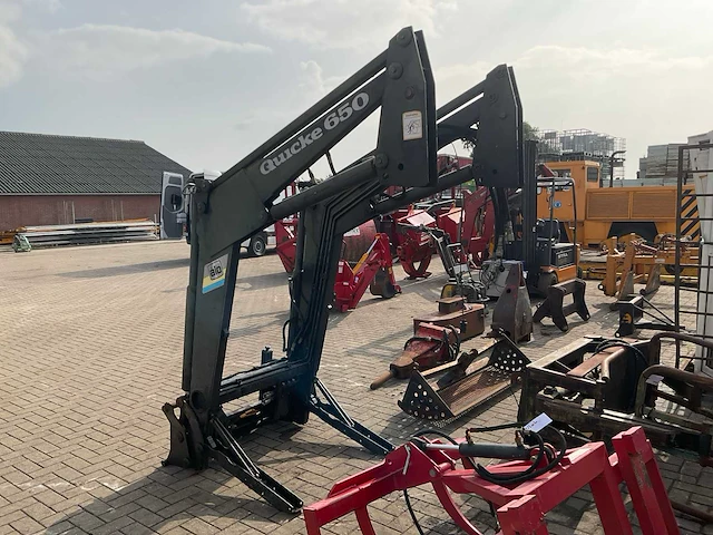 Case ih cs86 voorlader inclusief aanbouwdelen quicke 650 - afbeelding 7 van  13