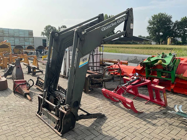 Case ih cs86 voorlader inclusief aanbouwdelen quicke 650 - afbeelding 8 van  13