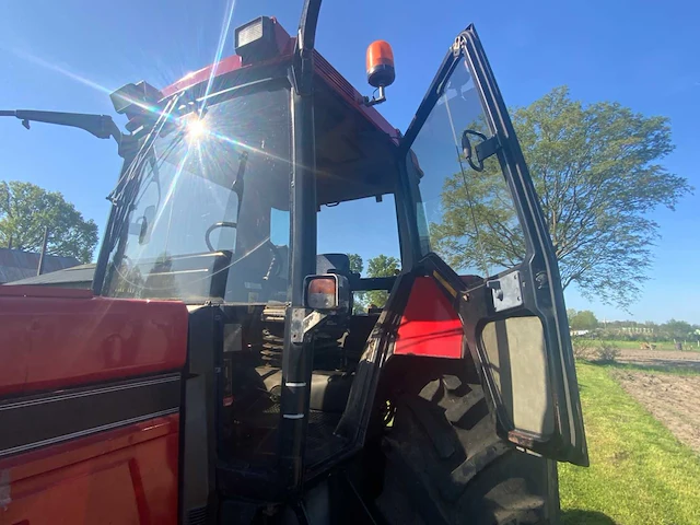 Case ih international - 1455 xl - 4-wheel drive tractor - 1988 - afbeelding 2 van  58