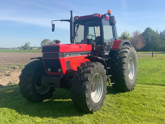 Case ih international - 1455 xl - 4-wheel drive tractor - 1988 - afbeelding 1 van  58