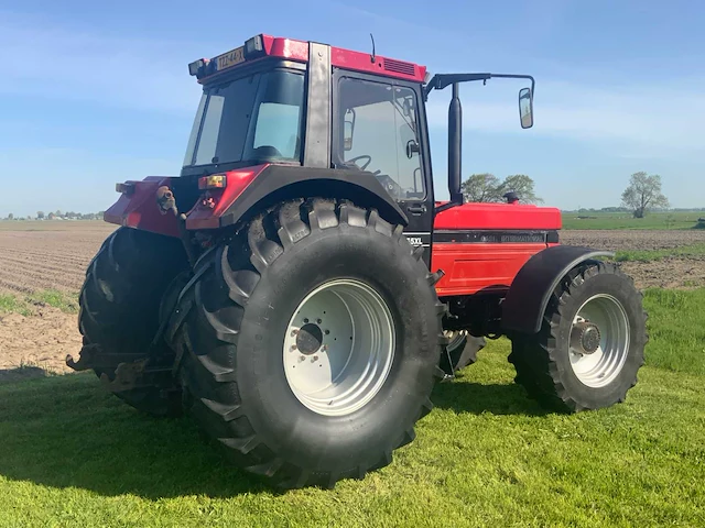 Case ih international - 1455 xl - 4-wheel drive tractor - 1988 - afbeelding 23 van  58