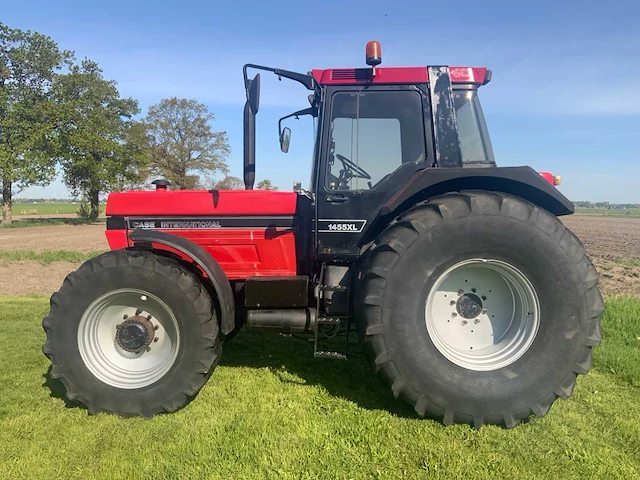 Case ih international - 1455 xl - 4-wheel drive tractor - 1988 - afbeelding 45 van  58
