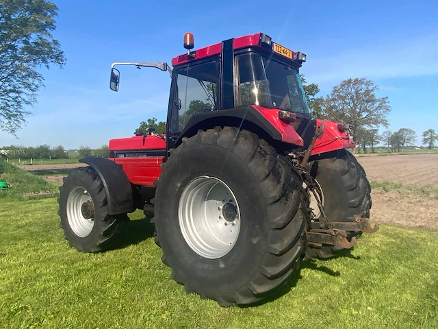 Case ih international - 1455 xl - 4-wheel drive tractor - 1988 - afbeelding 55 van  58