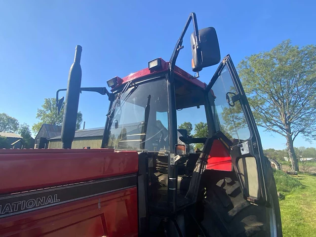 Case ih international - 1455 xl - 4-wheel drive tractor - 1988 - afbeelding 58 van  58