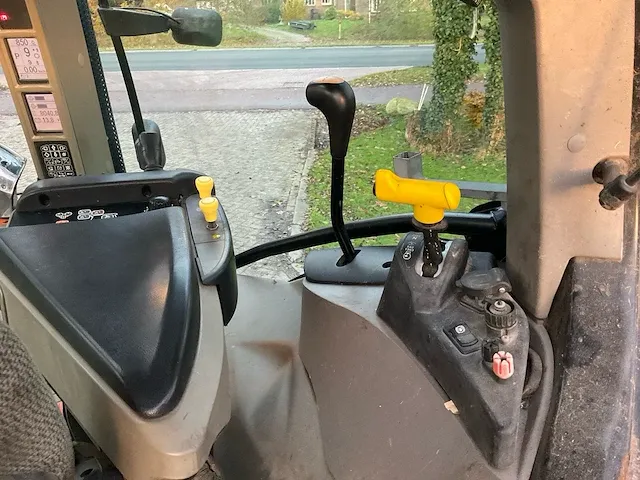 Case ih maxxum 140 vierwielaangedreven landbouwtractor - afbeelding 19 van  35