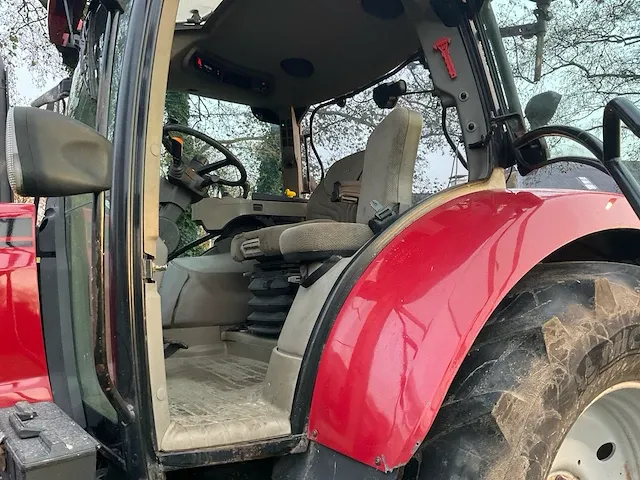 Case ih maxxum 140 vierwielaangedreven landbouwtractor - afbeelding 26 van  35