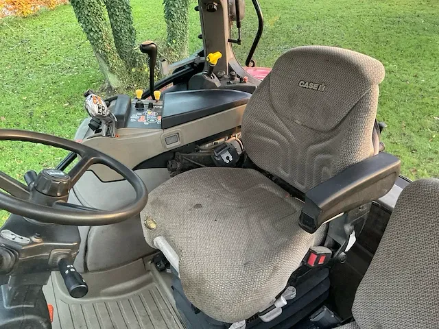 Case ih maxxum 140 vierwielaangedreven landbouwtractor - afbeelding 27 van  35