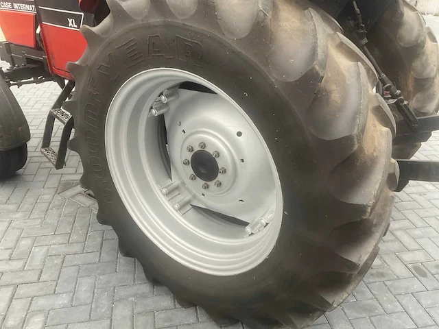 Case international 595 xl tractor - afbeelding 8 van  29