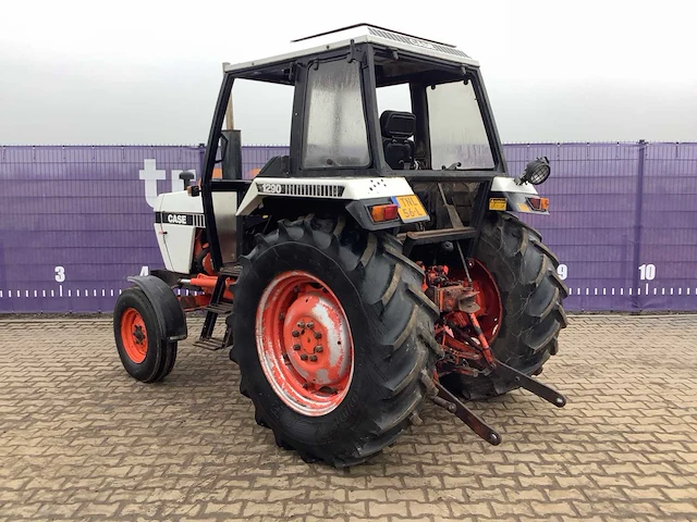 Case/david brown - 1290 - tweewielaangedreven landbouwtractor - afbeelding 12 van  17