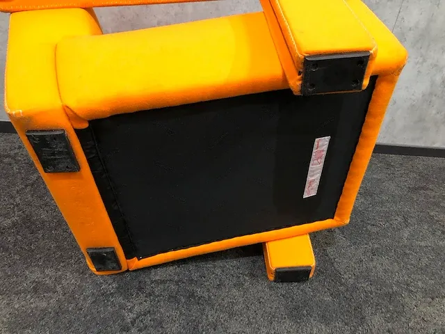 Cassina utrecht / vitra - ontvangst set - afbeelding 25 van  43
