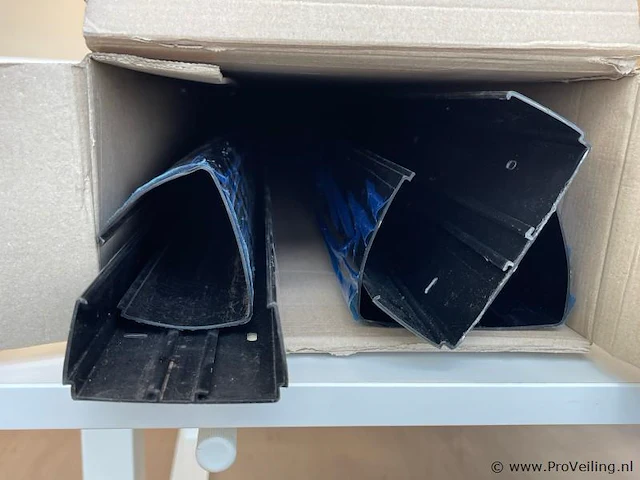 Castel leidinggoot 3 stuks divers stuks á 2 meter optimal duo - zwart ral 9005 - afbeelding 1 van  2