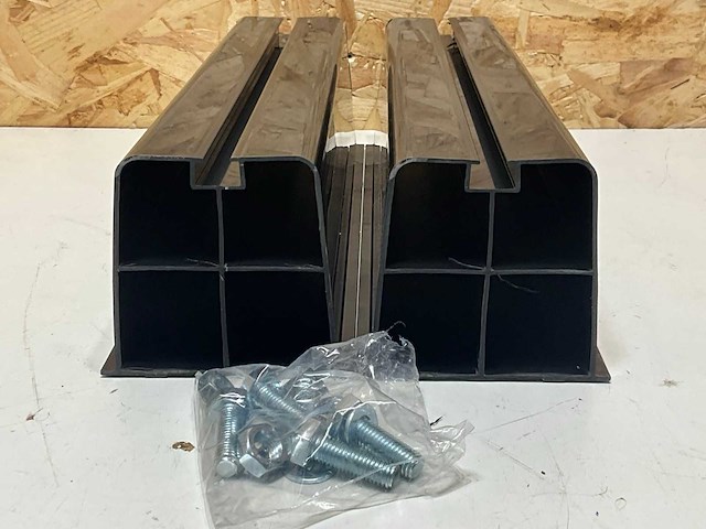 Castel voeten tbv buitenunit (96x) - afbeelding 2 van  6