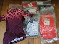 Castelli & rogelli shirts - 15 stuks - afbeelding 1 van  2