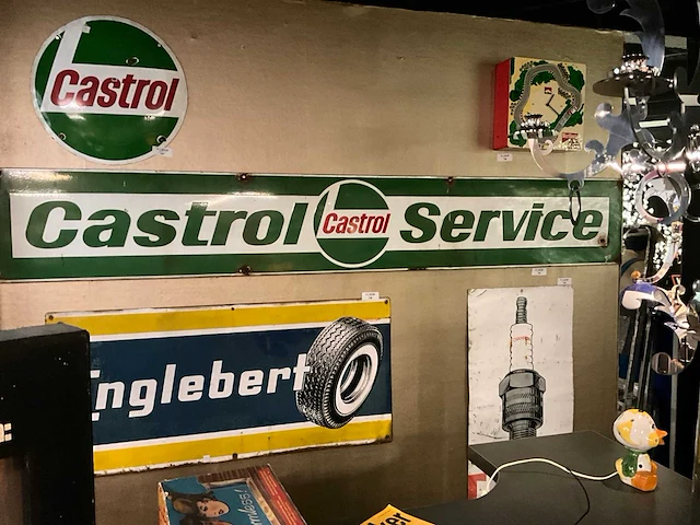 Castrol service reclamebord - afbeelding 2 van  2