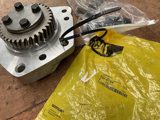 Cat engine drive assembly - afbeelding 4 van  5