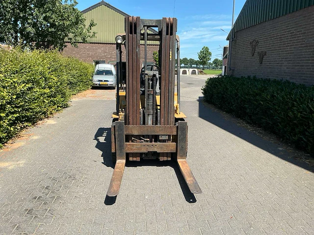 Catapillar vorkheftruck diesel triple mast - afbeelding 11 van  14