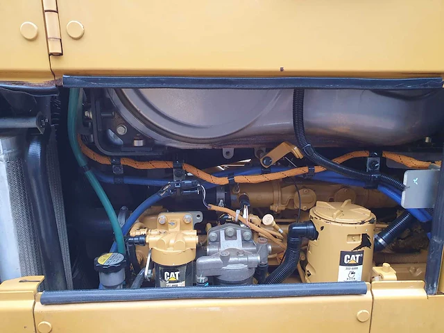 Caterpillar - 2016 - d6n - bulldozer met pat blad - afbeelding 3 van  25