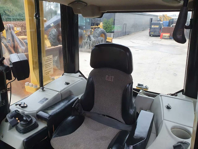 Caterpillar - 2016 - d6n - bulldozer met pat blad - afbeelding 9 van  25