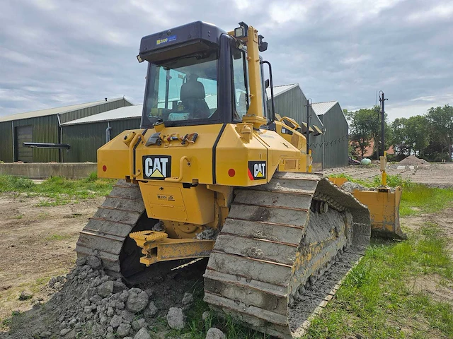 Caterpillar - 2016 - d6n - bulldozer met pat blad - afbeelding 19 van  25