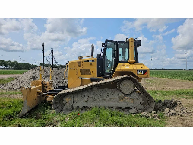 Caterpillar - 2016 - d6n - bulldozer met pat blad - afbeelding 23 van  25