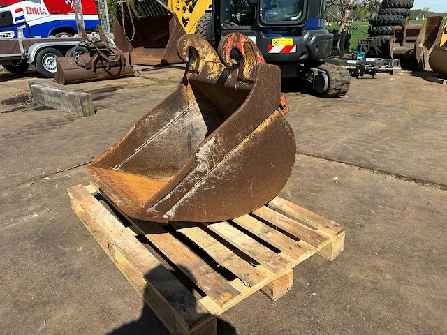 Caterpillar - dieplepel cw10 - graafbak - afbeelding 1 van  6