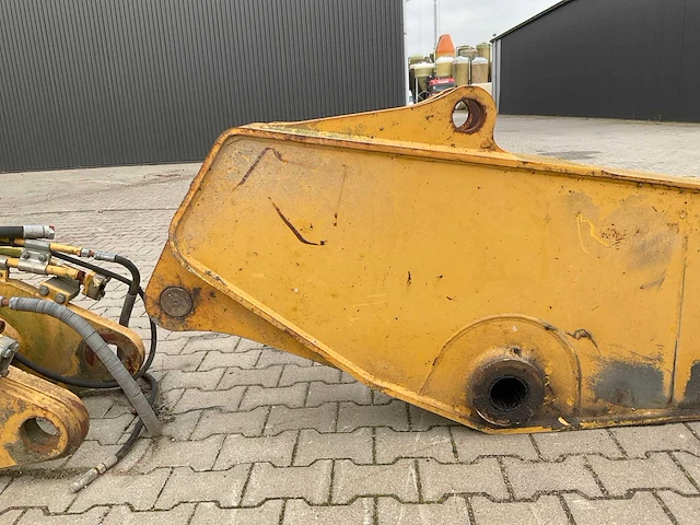 Caterpillar 3-delige rupsgraafmachine giek met graafbak - afbeelding 3 van  21